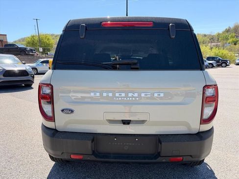 Used 2024 Ford Bronco Sport Outer Banks w/ Tech Package AWD/4WD image 11