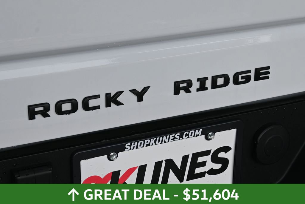 Used 2022 Chevrolet Silverado 1500 RST AWD/4WD image 15