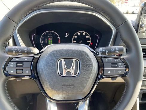 New 2025 Honda Pilot EX-L image 13