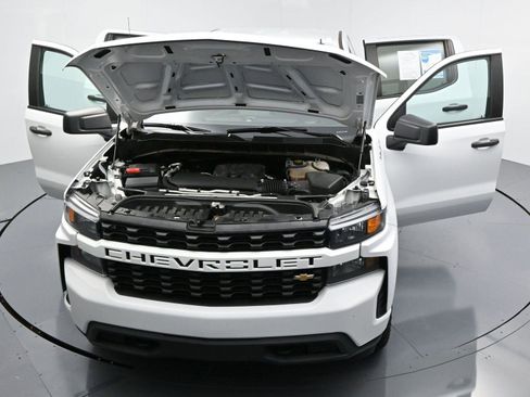 Used 2022 Chevrolet Silverado 1500 Custom w/ Safety Confidence Package image 41