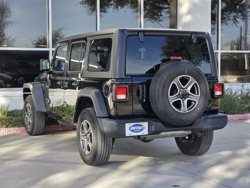 Used 2021 Jeep Wrangler Unlimited Sport image 5