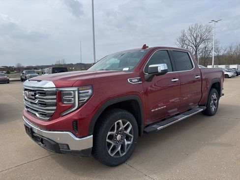 New 2026 GMC Sierra 1500 SLT w/ SLT Premium Plus Package AWD/4WD image 8