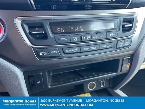 Used 2022 Honda Pilot Special Edition image 20