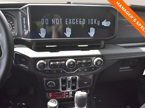 New 2025 Jeep Gladiator Rubicon w/ Safety Group image 20