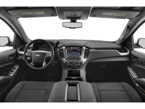 Used 2020 Chevrolet Suburban LT w/ Luxury Package AWD/4WD image 8