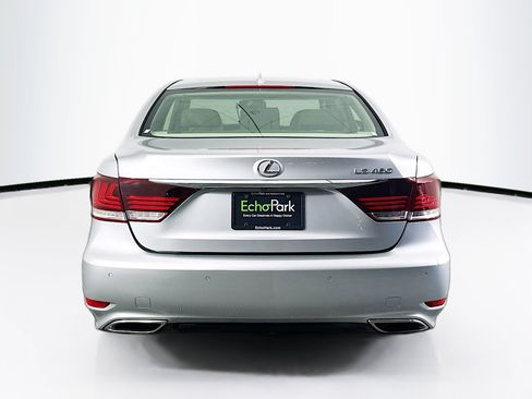 Used 2017 Lexus LS 460 w/ Comfort Package RWD image 7