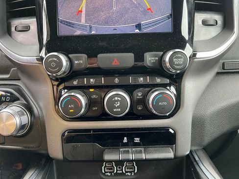 Used 2024 RAM 1500 Laramie image 27