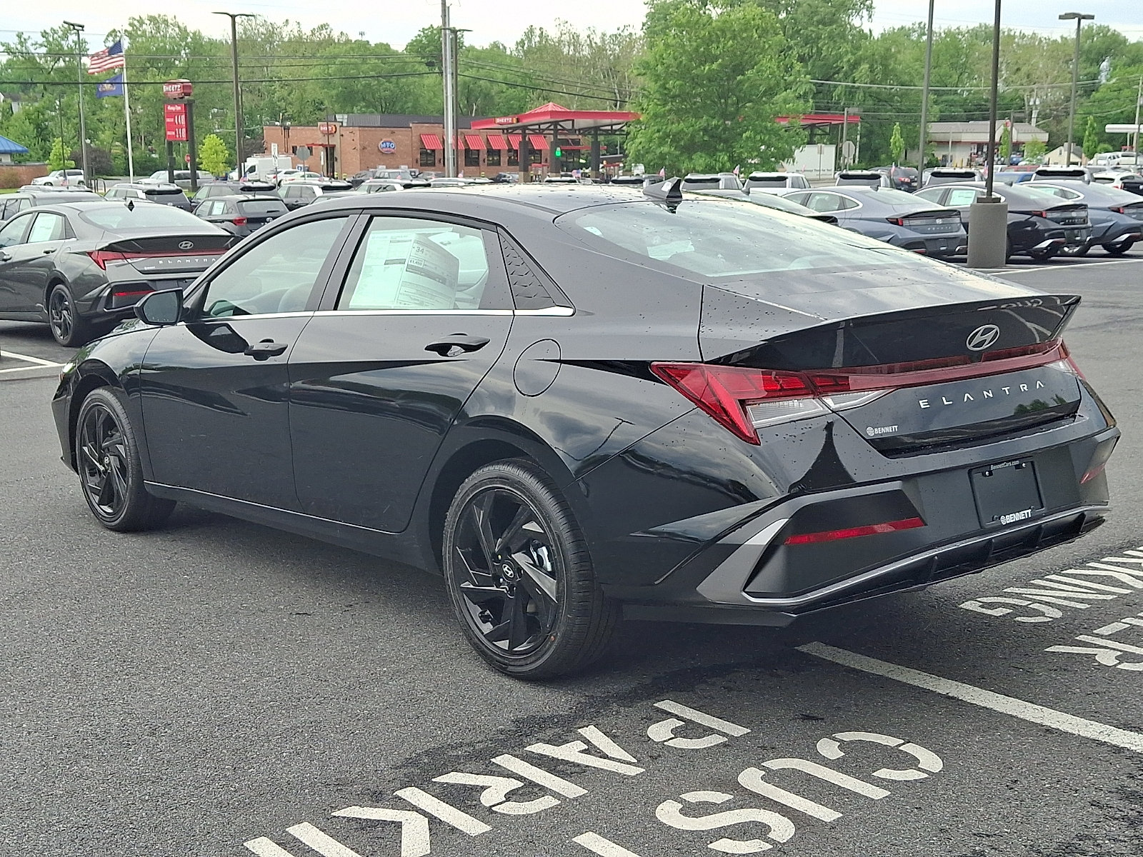 New 2026 Hyundai Elantra SEL Sport Premium FWD image 4