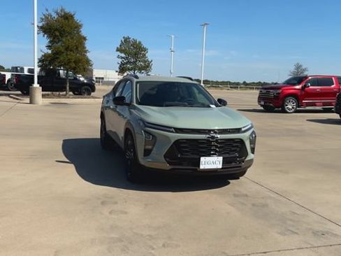 New 2026 Chevrolet Trax ACTIV w/ Driver Confidence Package FWD image 4