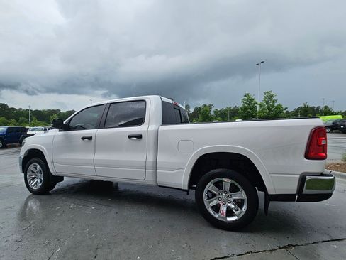 Used 2025 RAM 1500 Big Horn AWD/4WD image 5