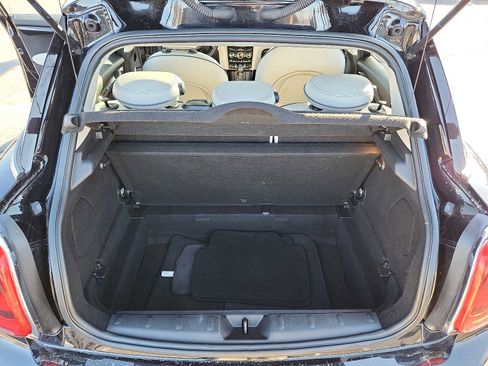 Used 2016 MINI Cooper S w/ Premium Package image 27