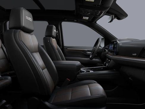 New 2026 Chevrolet Suburban High Country w/ Sun And Tow Package AWD/4WD image 32