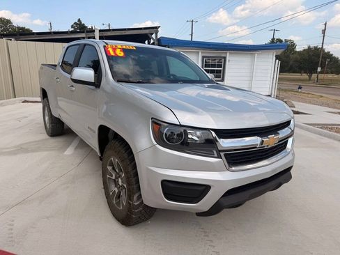 Used 2016 Chevrolet Colorado Z71 AWD/4WD image 8
