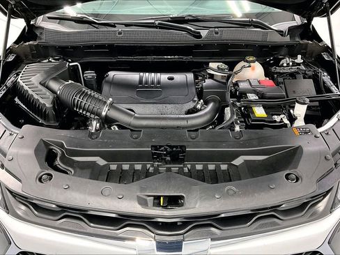 Used 2024 Chevrolet Blazer LT image 12