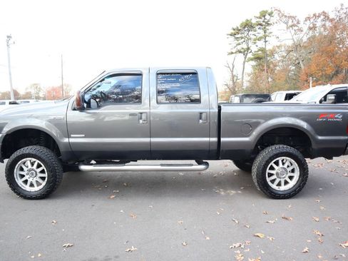 Used 2006 Ford F250 Lariat AWD/4WD image 6