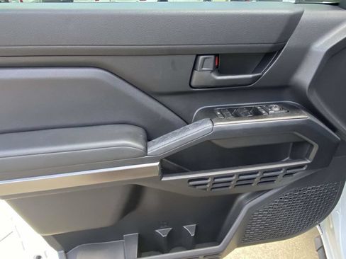 Used 2025 Toyota 4Runner SR5 RWD image 48