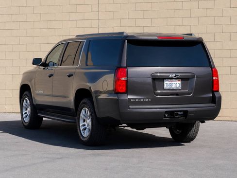 Used 2015 Chevrolet Suburban LT AWD/4WD image 4
