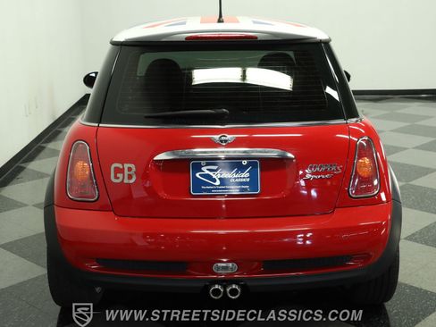 Used 2004 MINI Cooper S FWD image 9