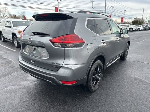 Used 2018 Nissan Rogue SV image 7