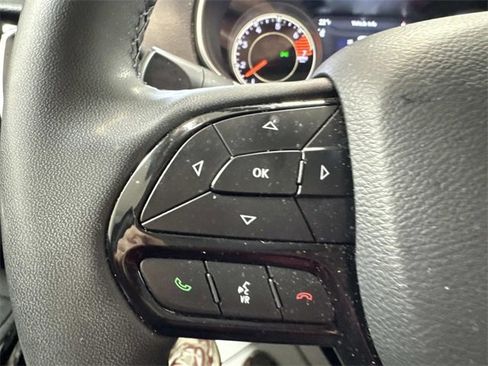 Used 2023 Jeep Cherokee Altitude Lux image 8