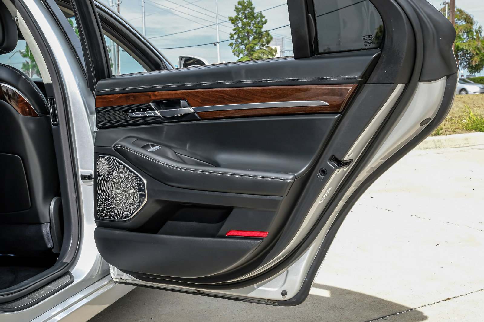 Used 2019 Genesis G90 5.0 Ultimate RWD image 51