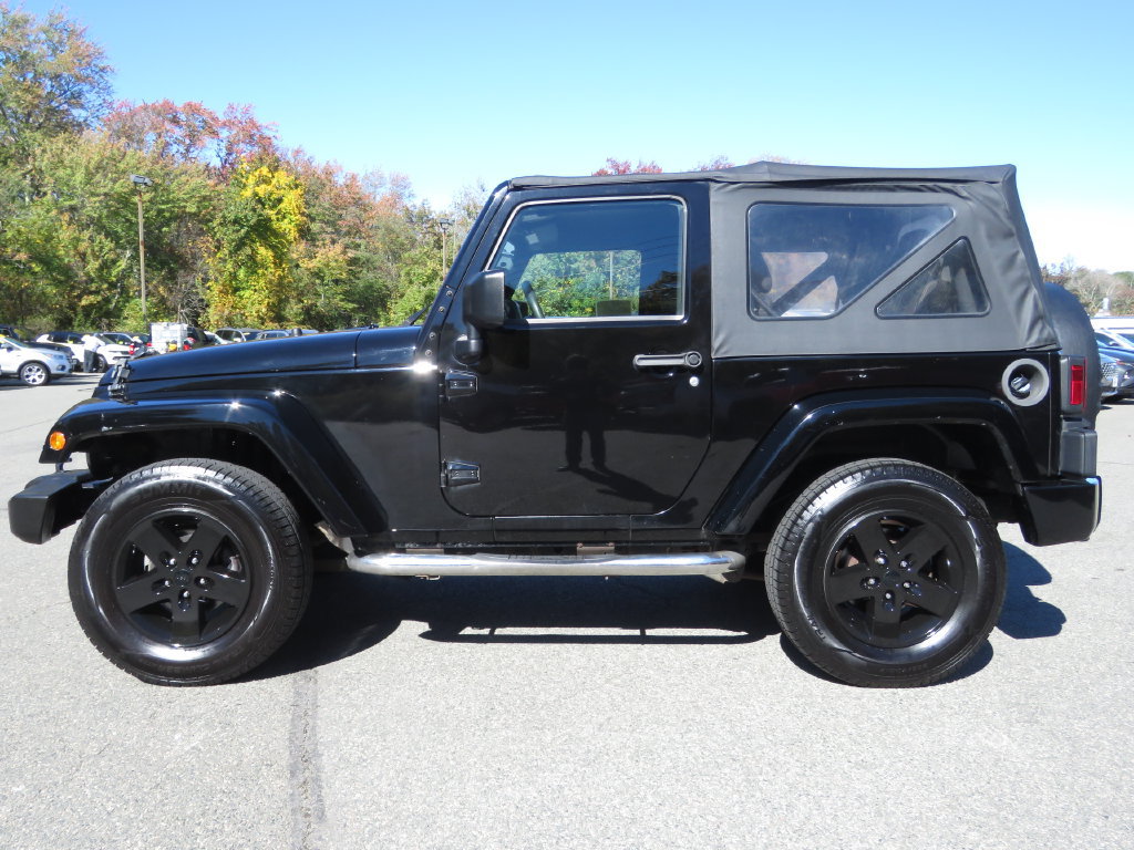 Used 2015 Jeep Wrangler Sport AWD/4WD image 8