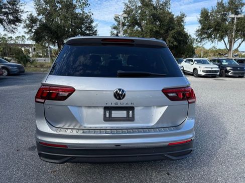 Used 2023 Volkswagen Tiguan SE image 13