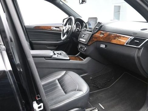 Used 2017 Mercedes-Benz GLS 450 4MATIC image 29