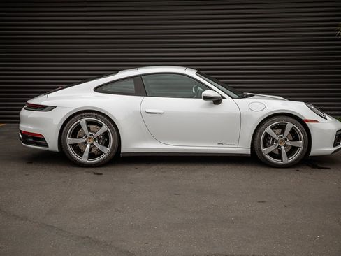 Certified 2023 Porsche 911 Carrera image 8