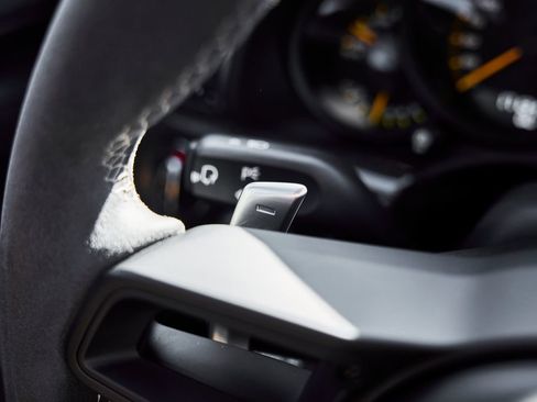 Used 2019 Porsche 911 GT3 RS RWD image 46