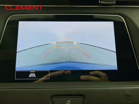 Used 2021 Cadillac XT4 Premium Luxury FWD image 20