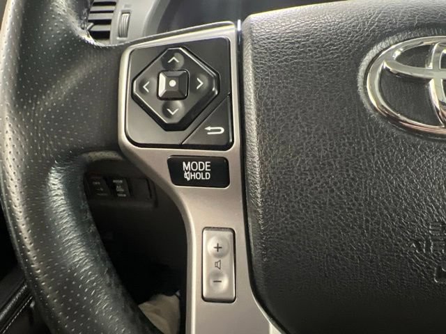 Used 2018 Toyota 4Runner Limited AWD/4WD image 22