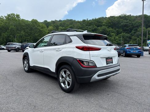 Used 2023 Hyundai Kona SEL AWD/4WD image 5
