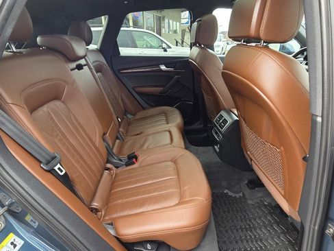 Used 2018 Audi Q5 2.0T Premium Plus w/ Premium Plus Package image 16