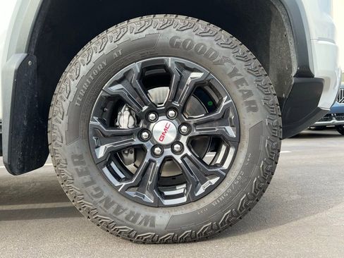 Used 2023 GMC Canyon Elevation w/ Convenience Package image 21