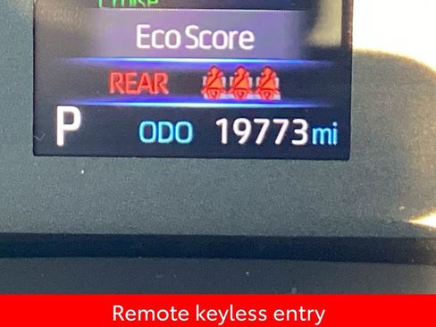 Used 2025 Toyota Corolla LE image 4