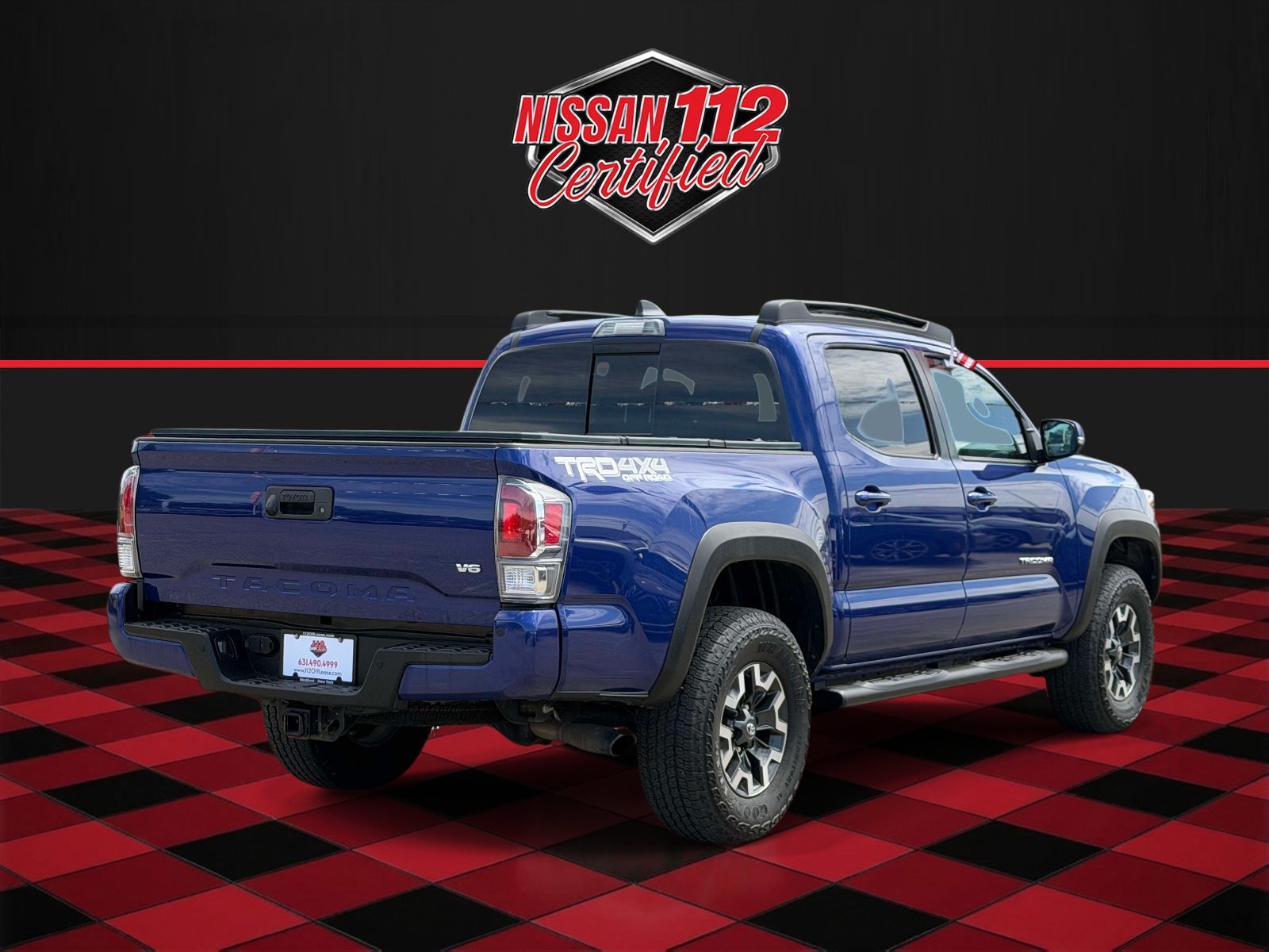 Used 2022 Toyota Tacoma TRD Off-Road w/ Technology Package AWD/4WD image 5