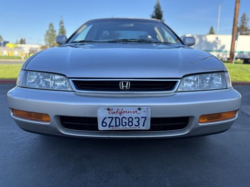 Used 1996 Honda Accord VP image 5