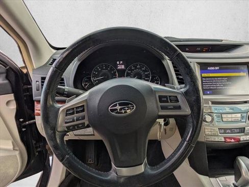 Used 2012 Subaru Outback 2.5i Limited image 19