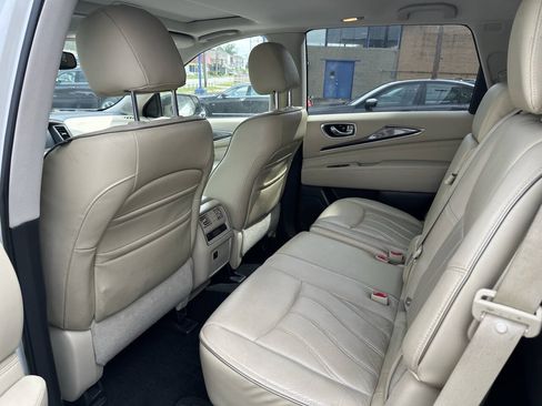 Used 2017 INFINITI QX60 Luxe w/ Premium Plus Package AWD/4WD image 16