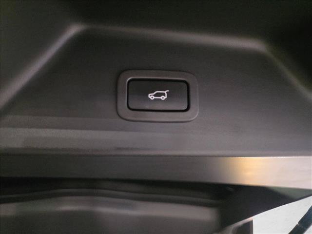 Certified 2021 Land Rover Range Rover Westminster Edition AWD/4WD image 12