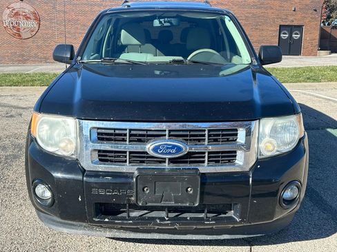Used 2011 Ford Escape XLT w/ 202A Rapid Spec Order Code image 2