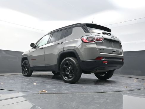 Used 2024 Jeep Compass Trailhawk image 27