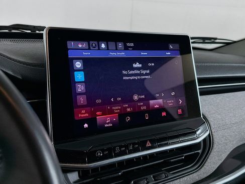 Used 2022 Jeep Compass Latitude w/ Sun and Sound Group image 32