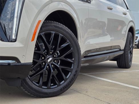New 2026 Cadillac Escalade IQ Sport 1 w/ LPO, ONYX Package AWD/4WD image 8