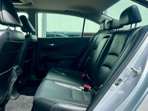 Used 2015 Honda Accord EX-L image 16