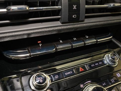 Used 2020 Lincoln Corsair FWD w/ Equipment Group 101A image 14