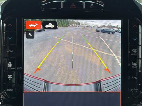 Used 2023 RAM 2500 Limited image 30