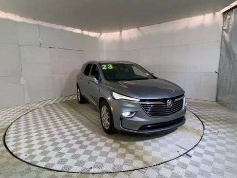 Certified 2023 Buick Enclave Essence w/ Experience Buick Package image 5