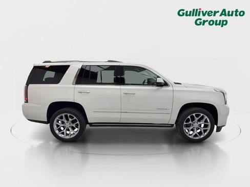Used 2020 GMC Yukon Denali w/ Denali Premium Package RWD image 10